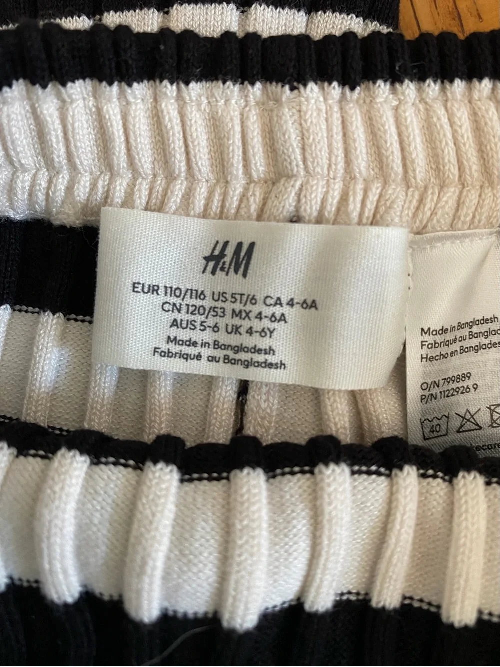 H&M Black & White Ribbed Striped Kids Matching outfit